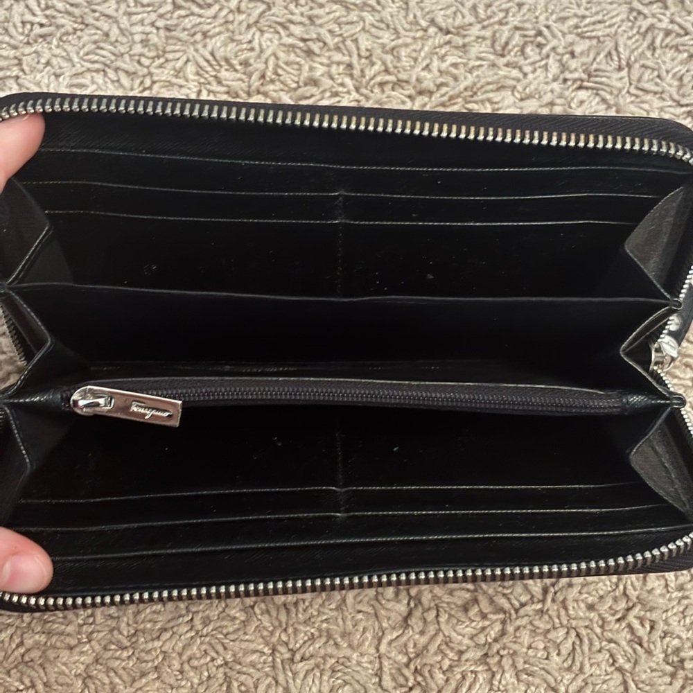 Salvatore Ferragamo Black Wallet with Silver Accents - Picture 7 of 9